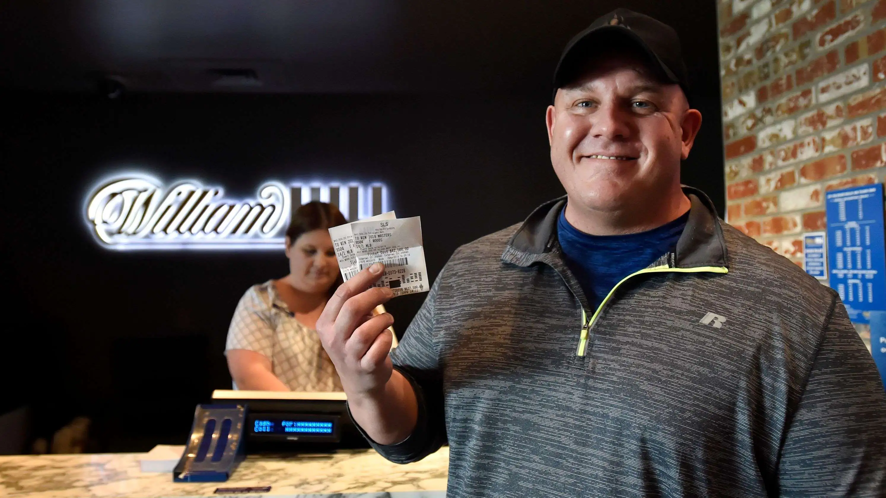 james adducci-$1.19 million-william hill-masters-tiger woods