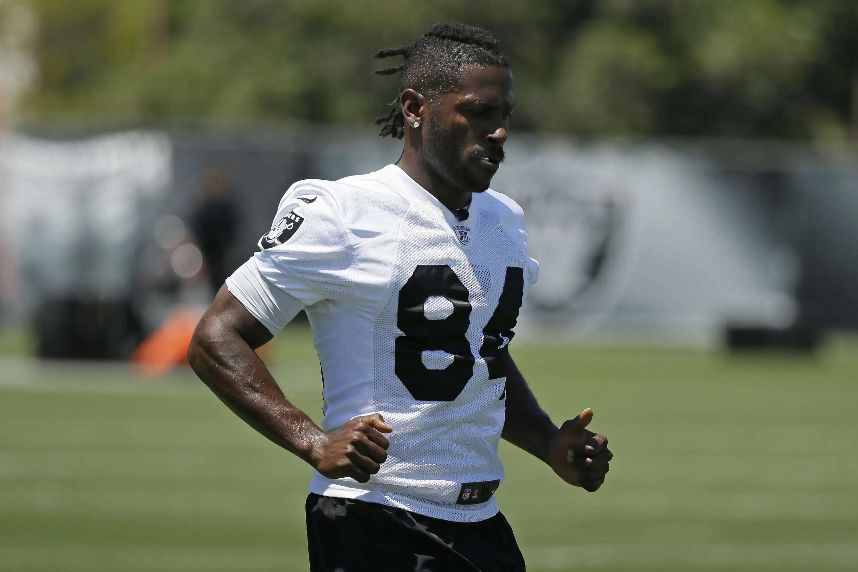 Oakland Raiders-Antonio Brown-frostbite-futures-foot injury