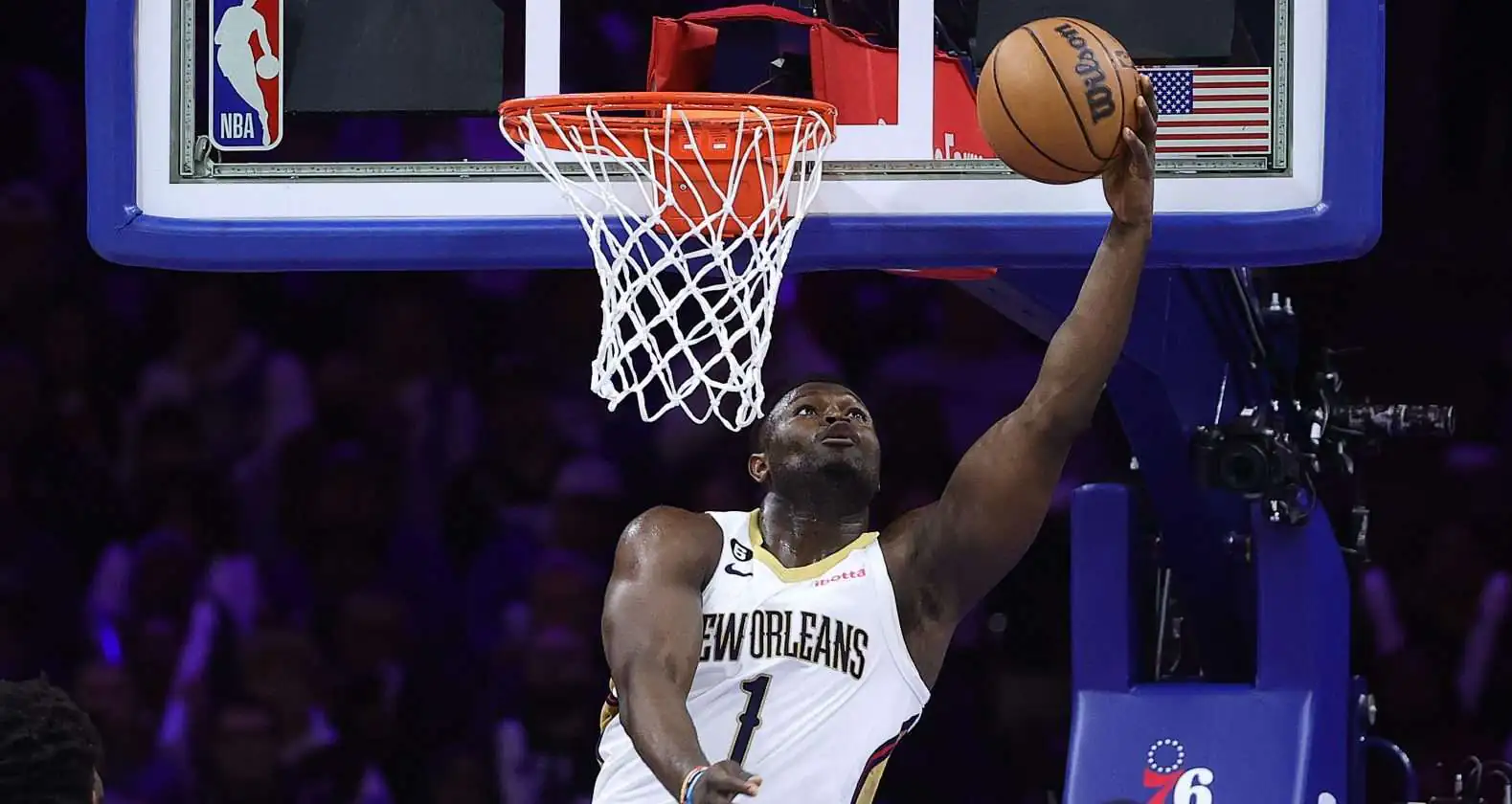 Zion Williamson to miss at least 3 weeks with hamstring strain