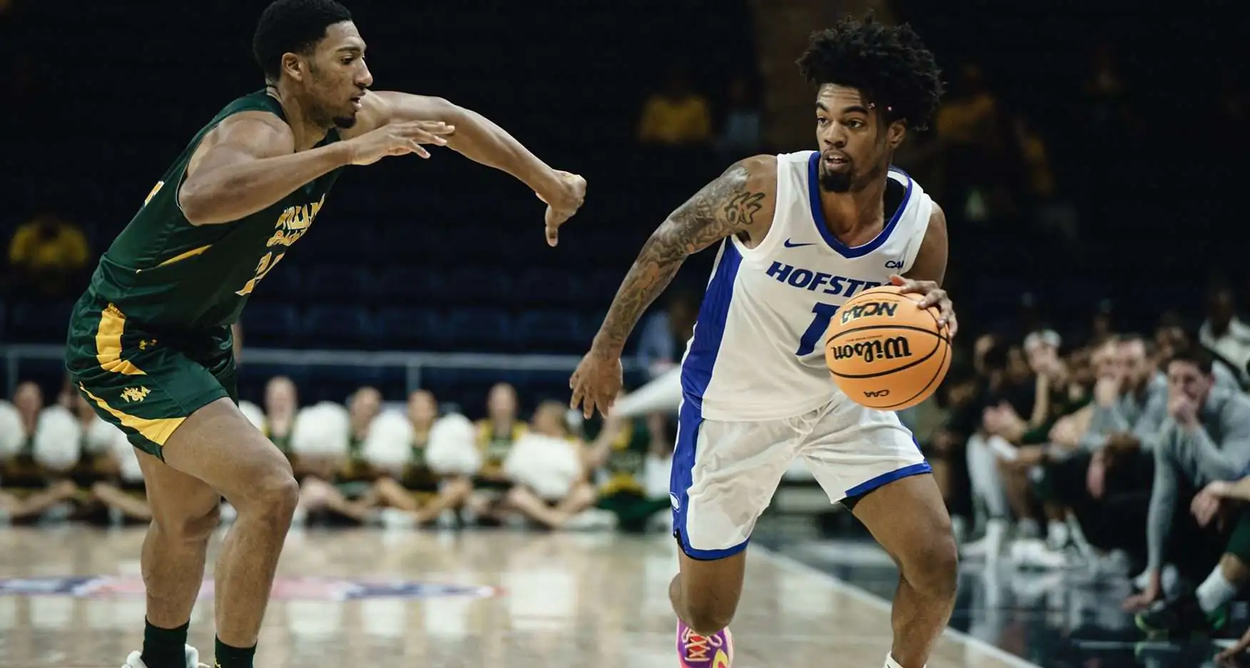 Edwards likes Hofstra +8 at Rutgers
