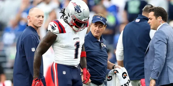 Pats’ A.J. Brown will be out at least 4 weeks
