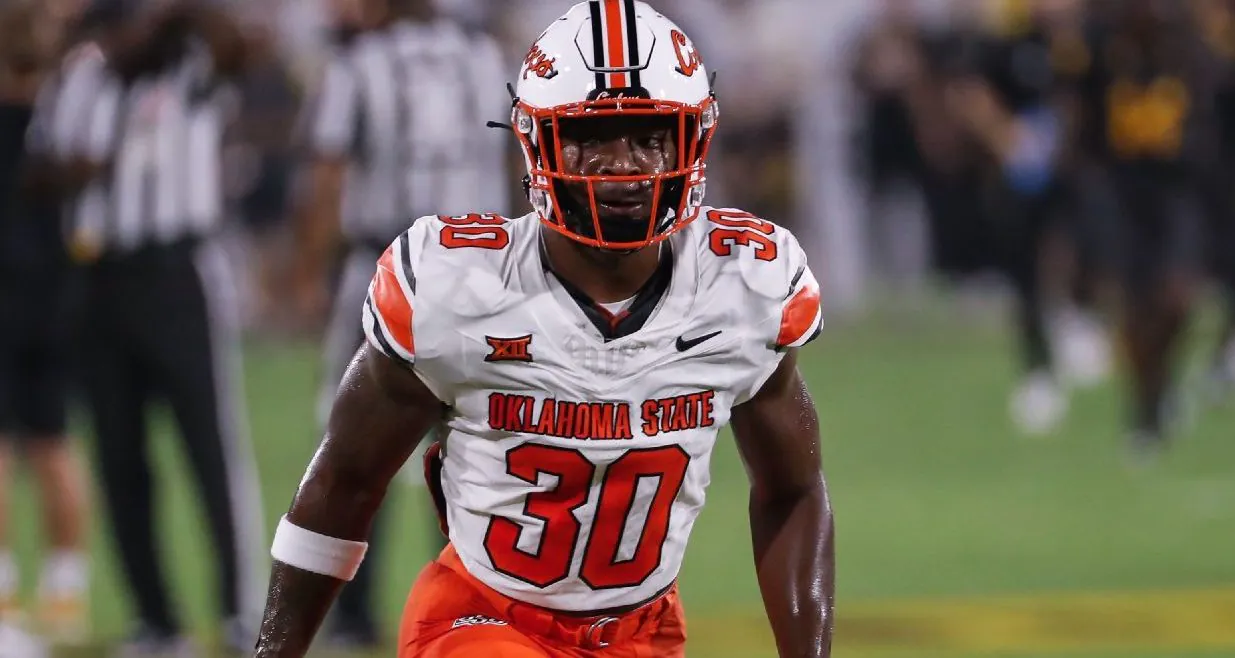 Oklahoma St. LB Collin Oliver out at least a month